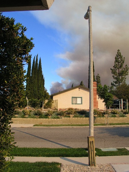 ../Images/simi-valley-fires-11.jpg