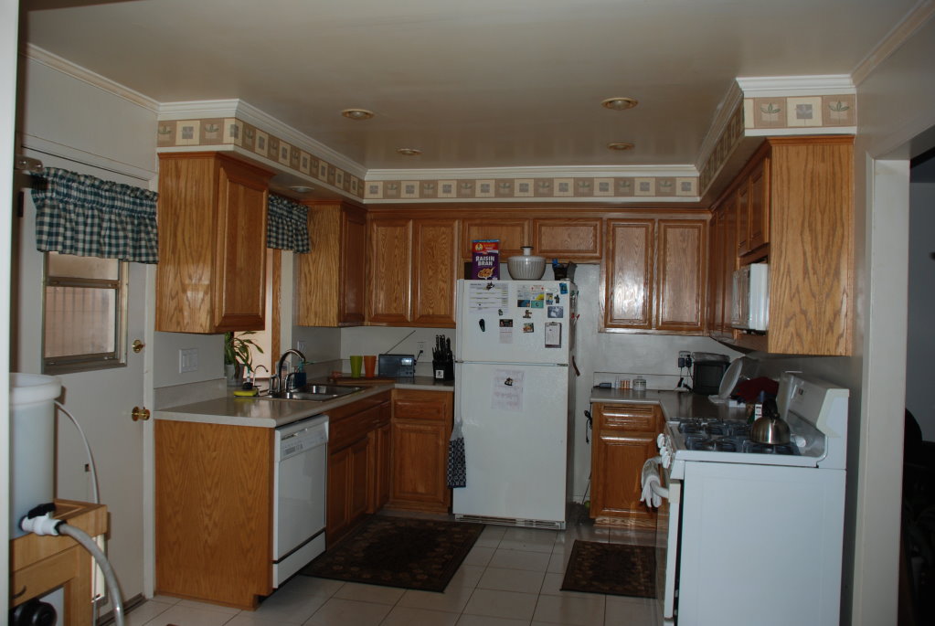 ../Images/tuttle-kitchen-remodel-before-AA.JPG